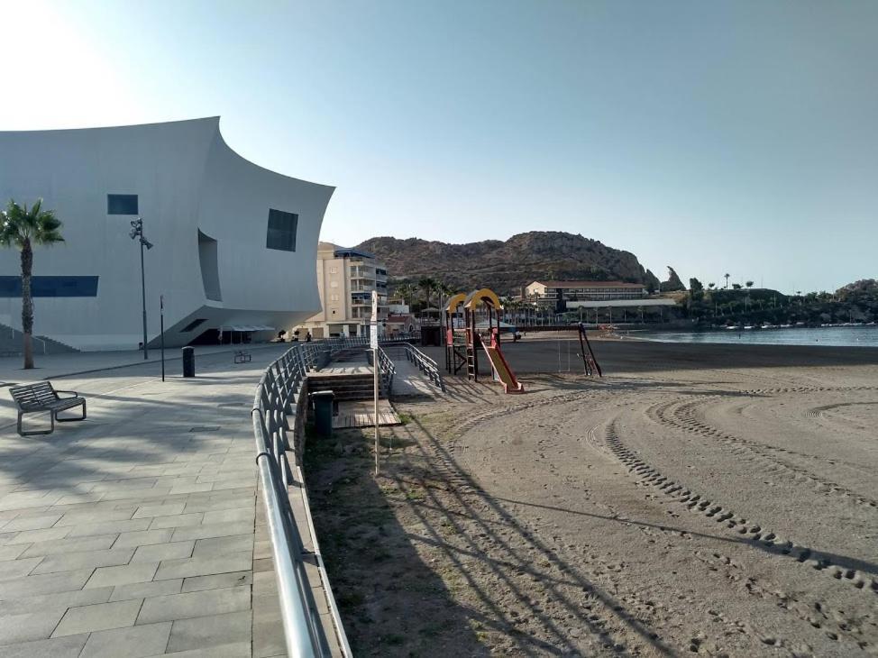 Aguilas Playa المظهر الخارجي الصورة