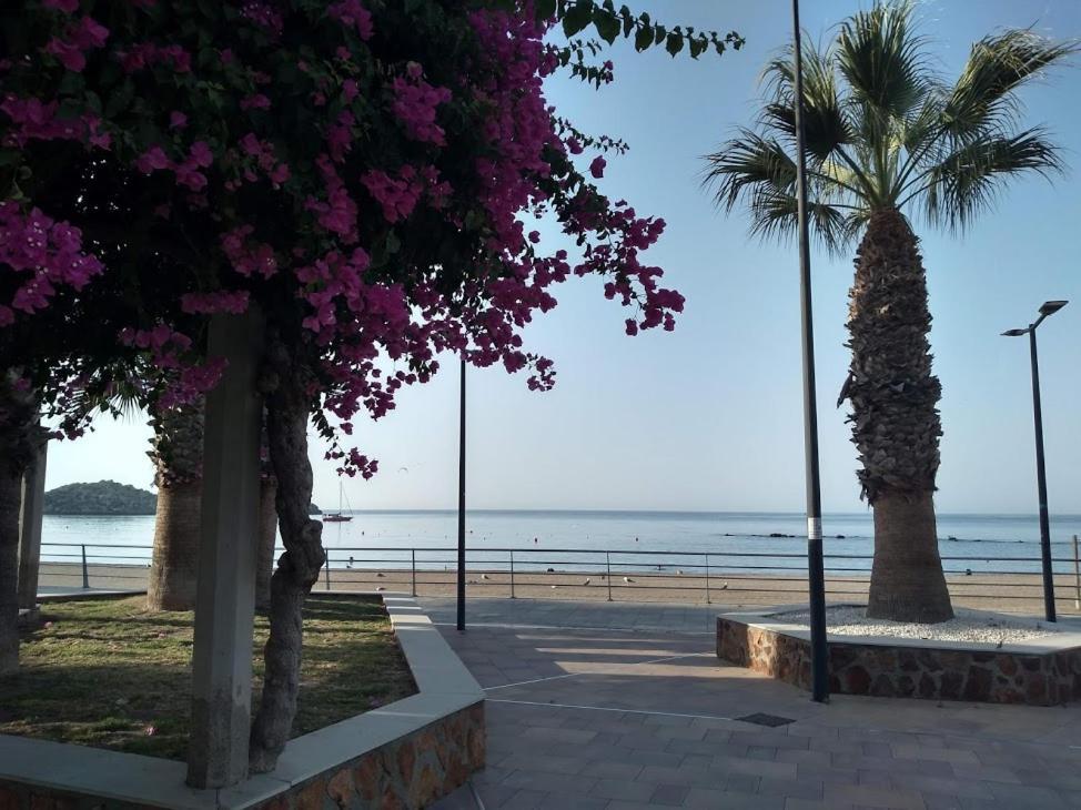 Aguilas Playa المظهر الخارجي الصورة